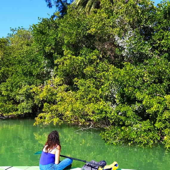 a small boat in a body of water